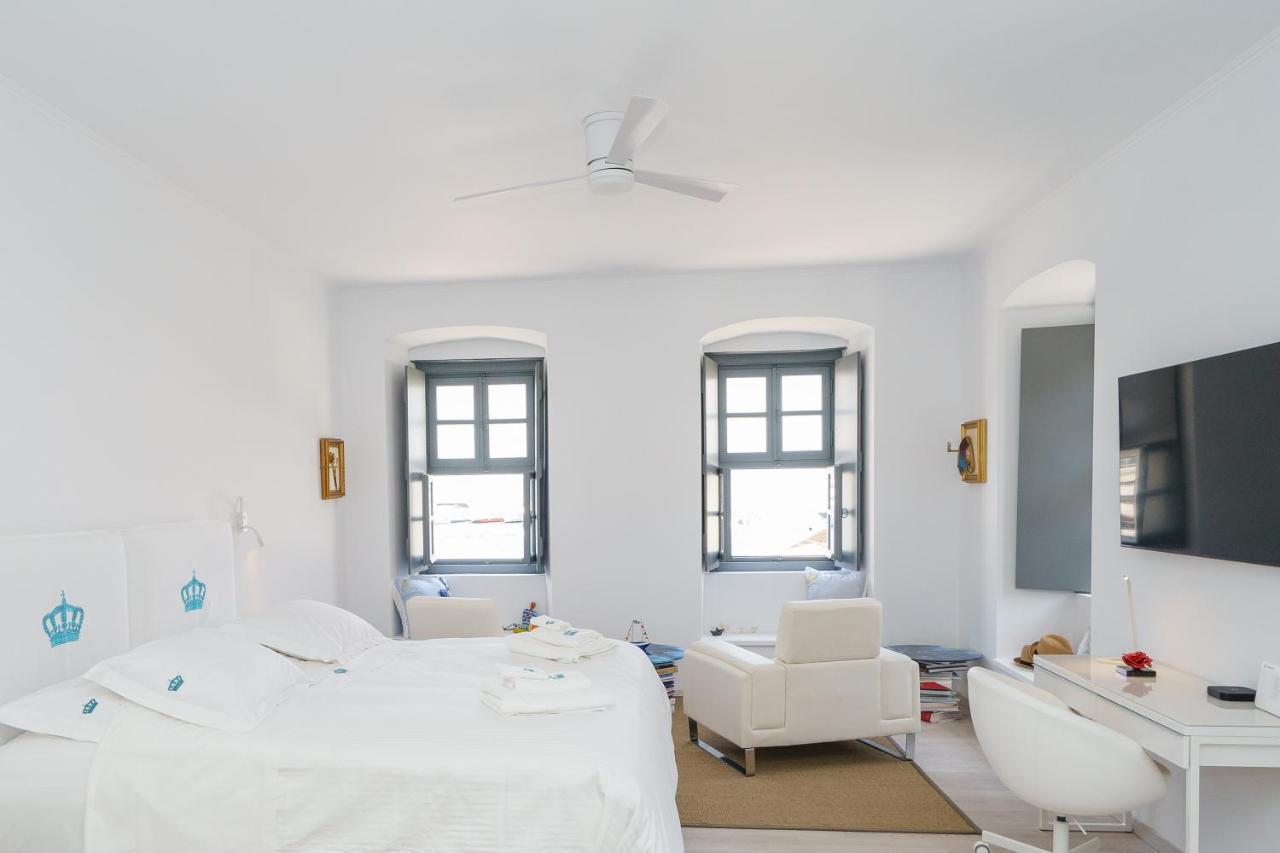 My Crown Suite, Hydra Port Extérieur photo