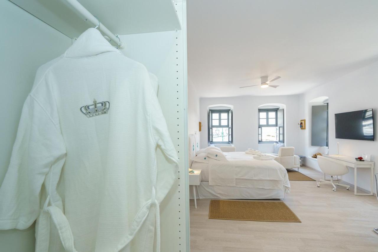 My Crown Suite, Hydra Port Extérieur photo